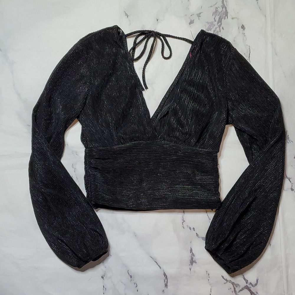Fiestar Black Shimmer Surplice Cropped Top